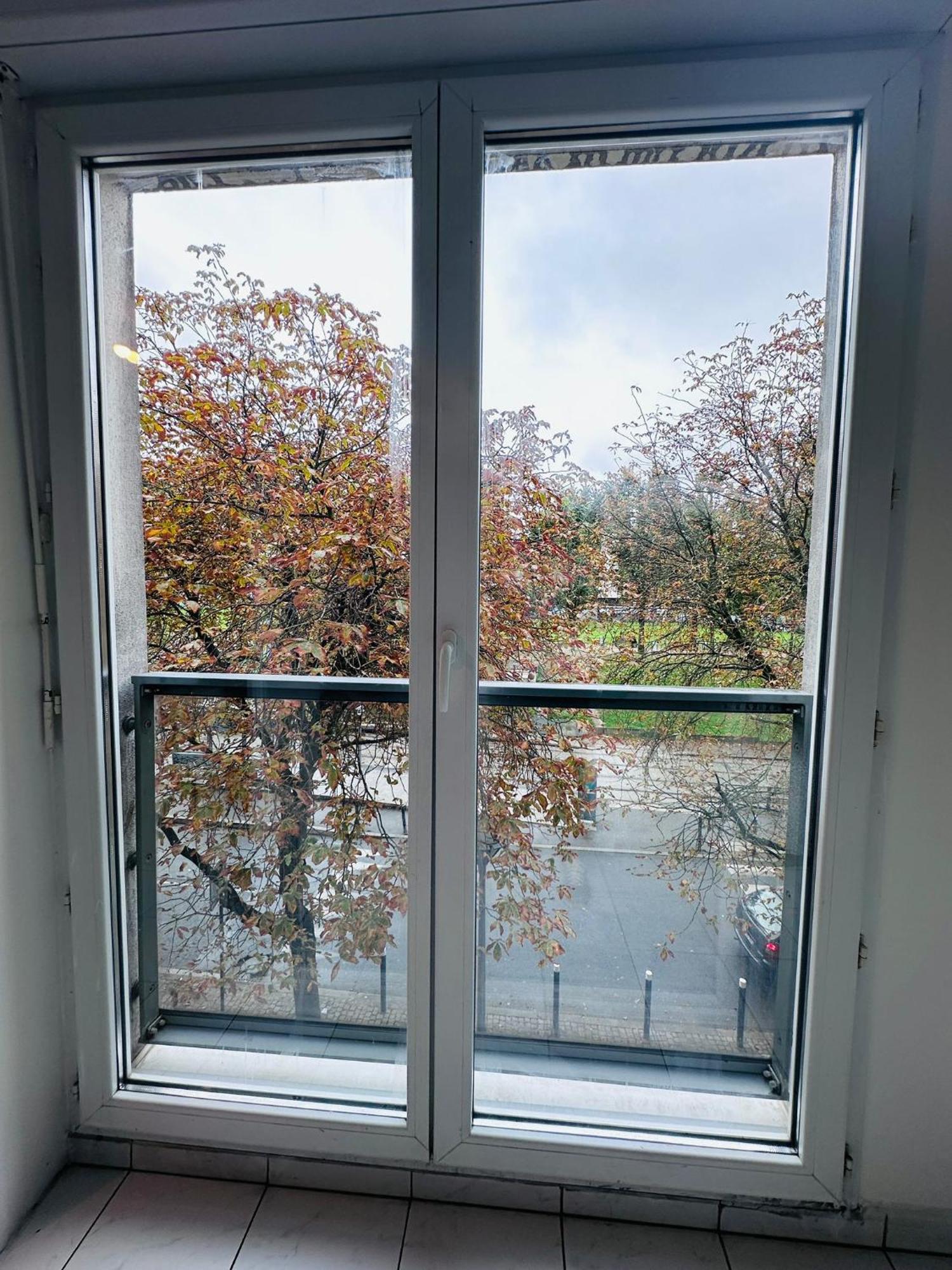 Sri-Indo Bobigny Paris Apartment Екстериор снимка